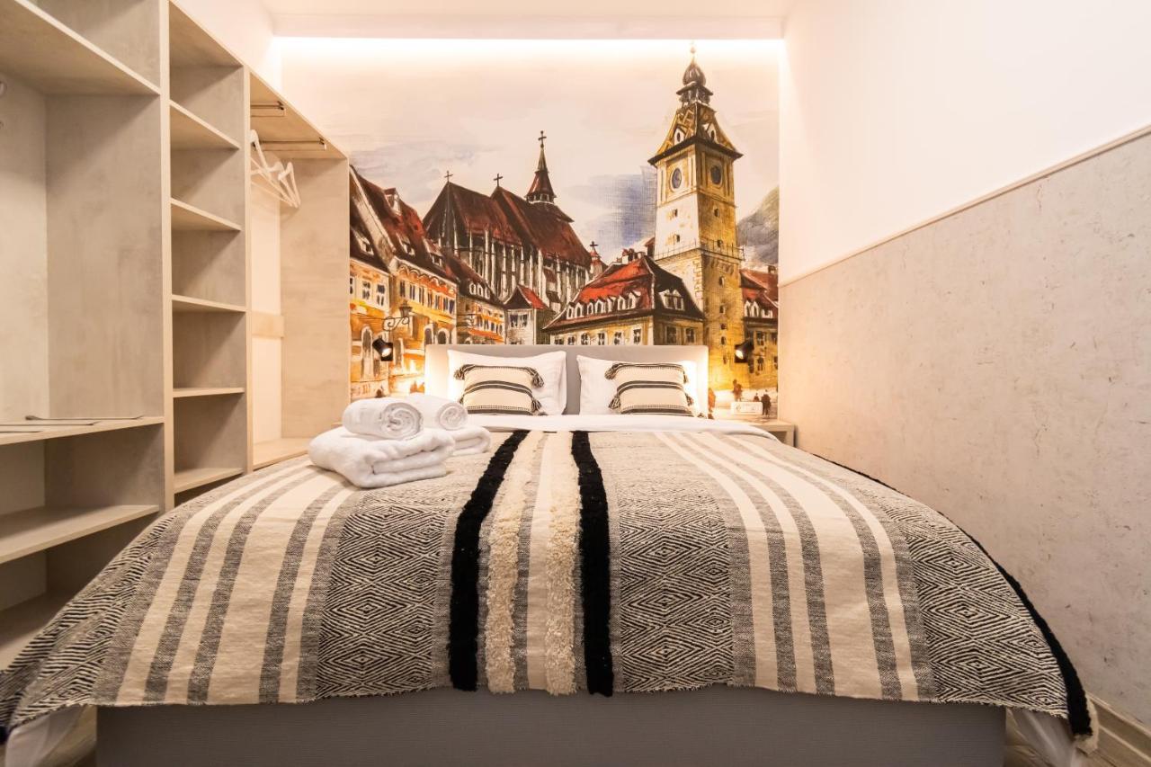 Okbrasov - Apartment & Studio In The Heart Of Old Town, Moments Away From The Black Church Zewnętrze zdjęcie