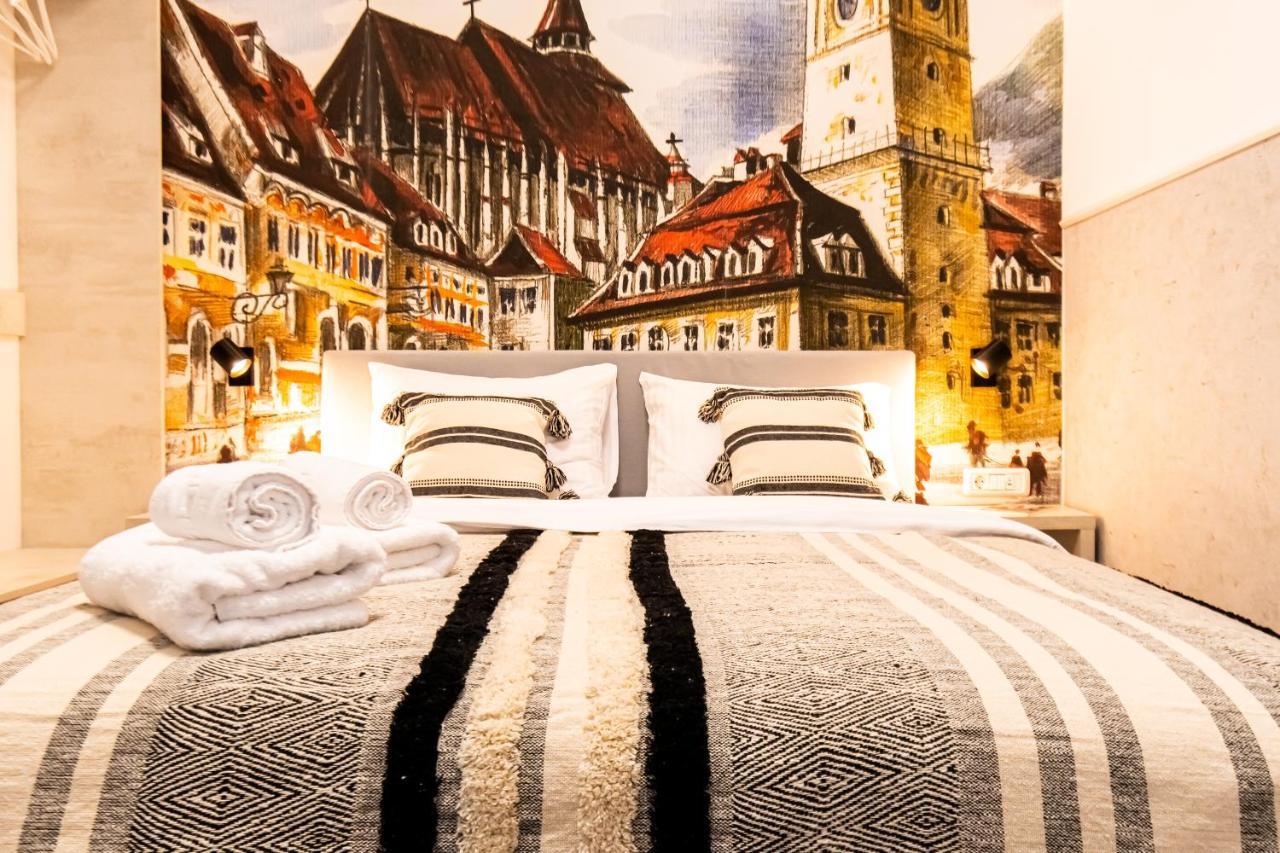 Okbrasov - Apartment & Studio In The Heart Of Old Town, Moments Away From The Black Church Zewnętrze zdjęcie