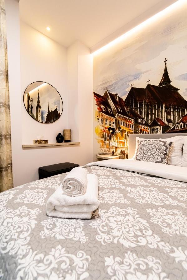 Okbrasov - Apartment & Studio In The Heart Of Old Town, Moments Away From The Black Church Zewnętrze zdjęcie